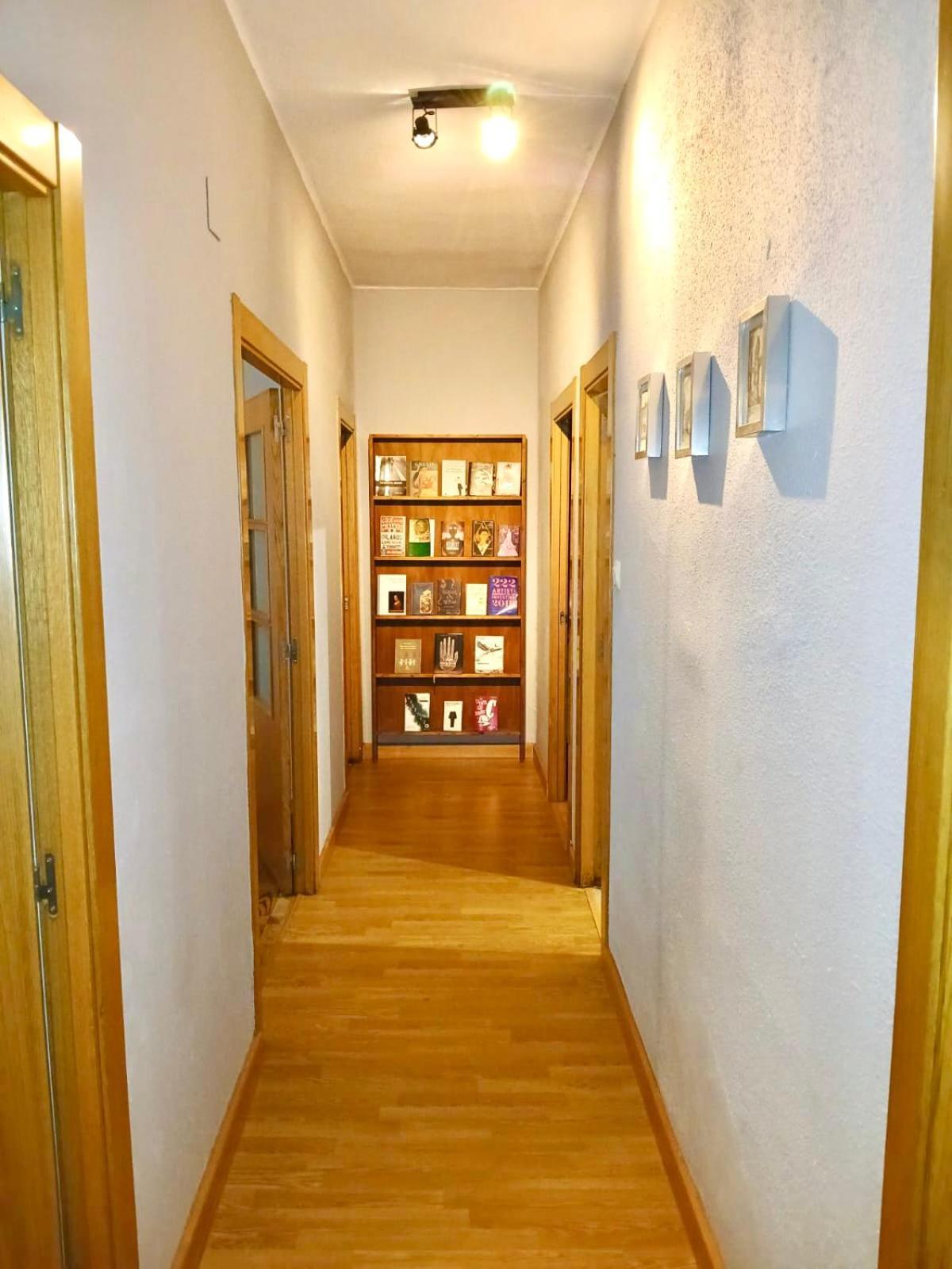 Segundo Antolin Yellow Door ポンフェラダ エクステリア 写真